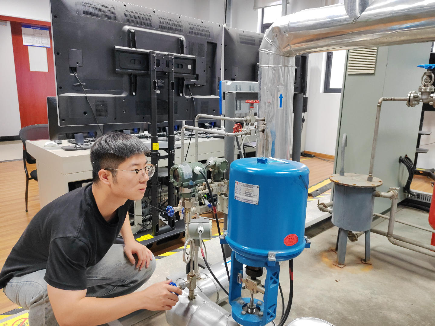 《上海科技报》全国金奖背后的育人密码 taptap官方版下载安装以赛促学赋能学子扎根能源一线