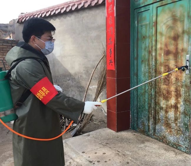 志愿服务勇抗“疫”，云端教学不停歇